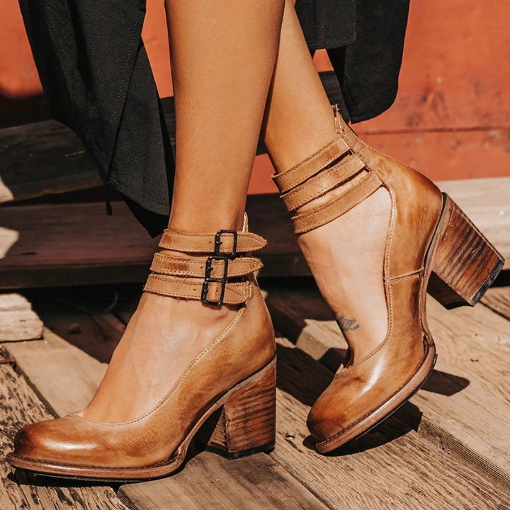 Zoë | Dames Schoenen Met Gespband En Blokhak