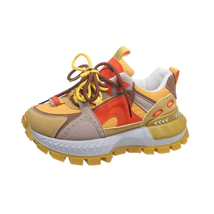 Tribe | Damessneakers met veters en grove profielzool