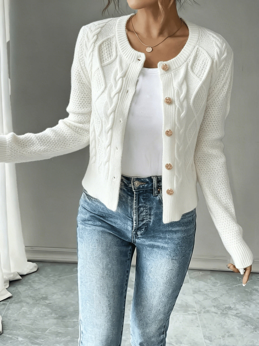 Eleanora | Kabelgebreide Knopen-Voorkant Cardigan