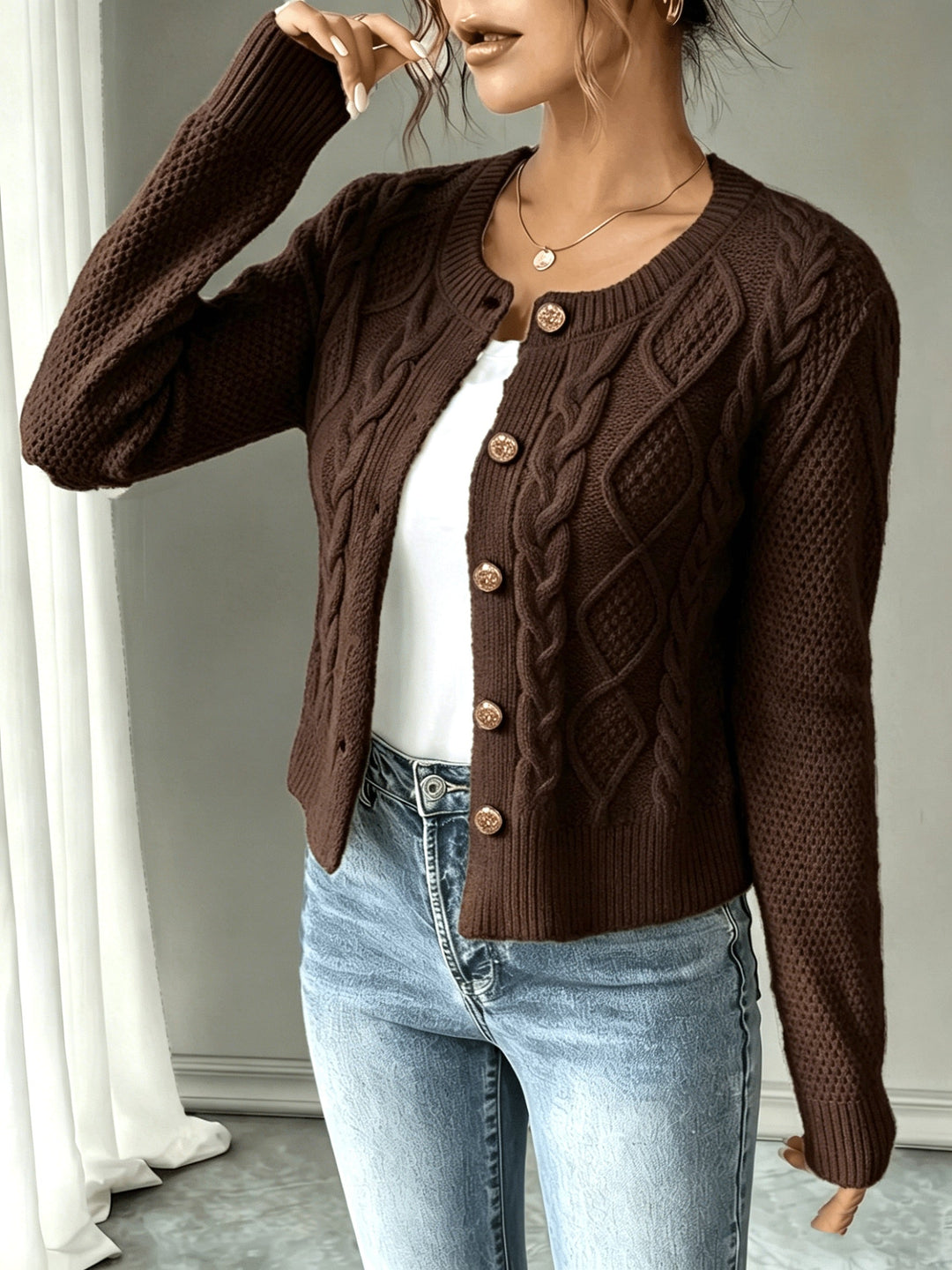 Eleanora | Kabelgebreide Knopen-Voorkant Cardigan