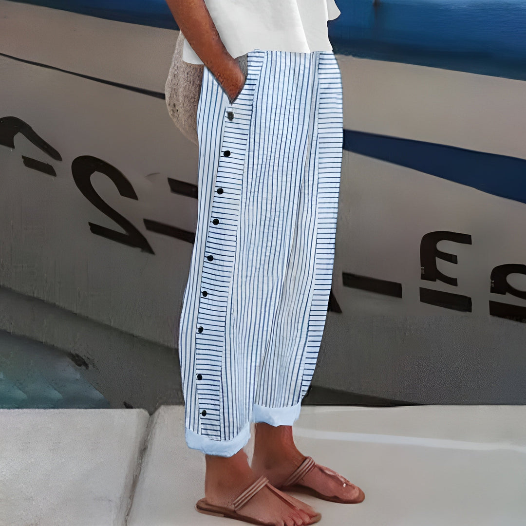 Athena | Dames Gestreepte Knoopdetail Casual Broek