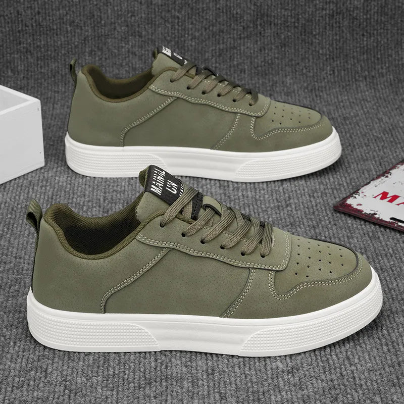 Henry | Dames sneakers met veters en geperforeerde neus