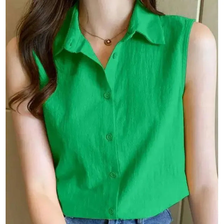 Adelaide | Damesblouse met puntkraag en knoopsluiting
