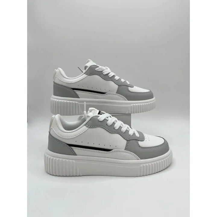 Ava | Damessneakers met vetersluiting en plateauzool
