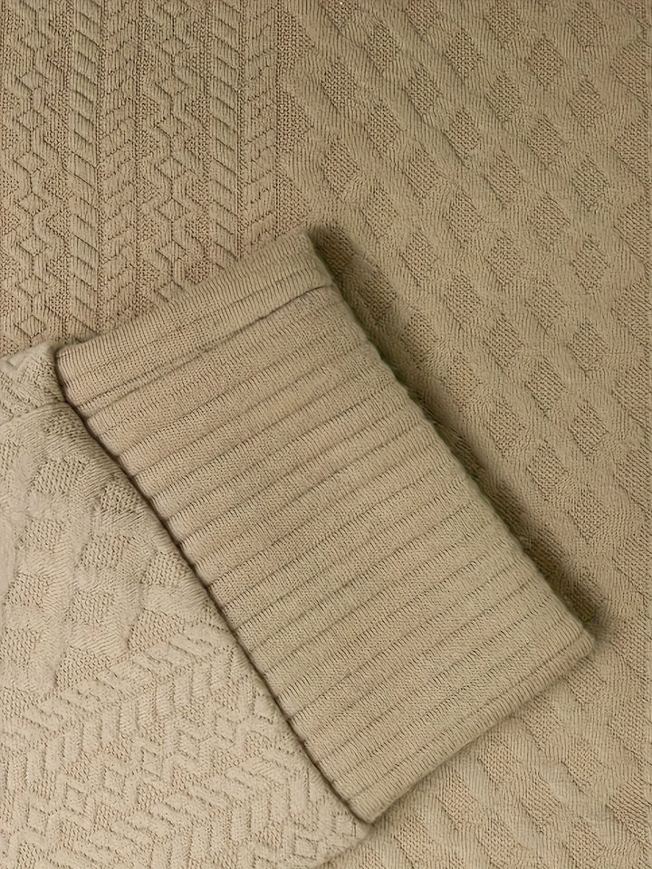 Ronan | Staande Kraag Knop Henley Trui
