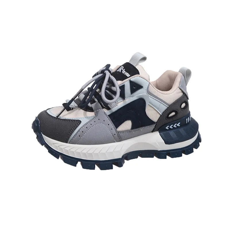 Tribe | Damessneakers met veters en grove profielzool