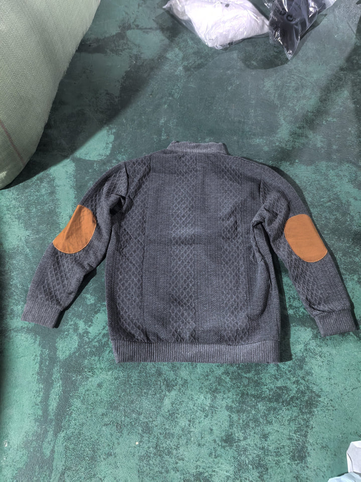 Ronan | Staande Kraag Knop Henley Trui
