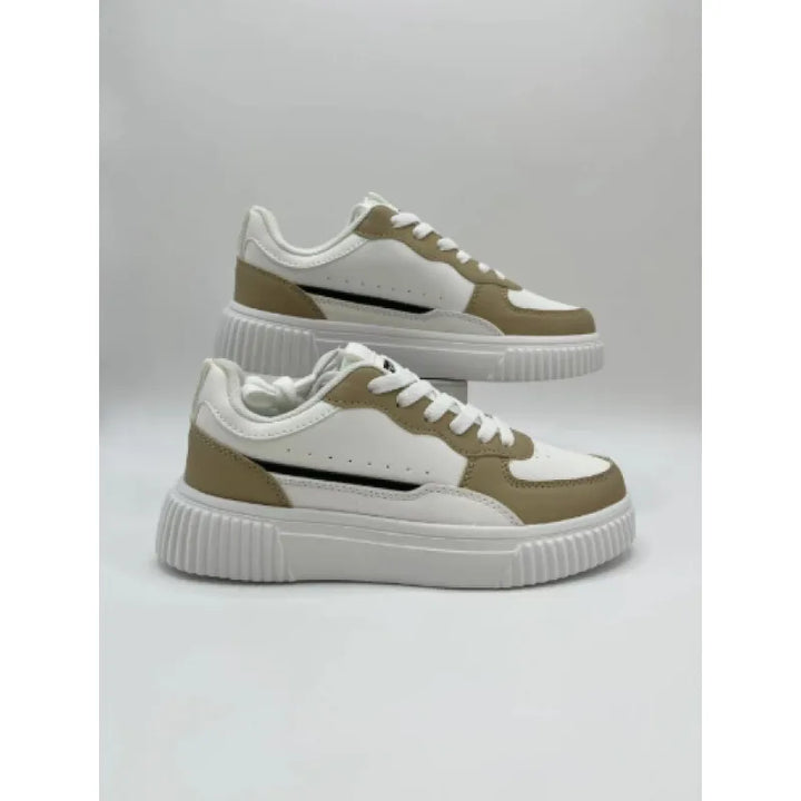 Ava | Damessneakers met vetersluiting en plateauzool