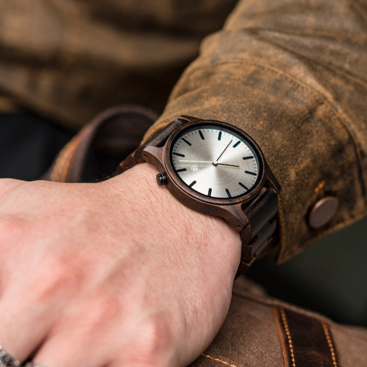 Elias Walnoten Houten Kwarts Horloge