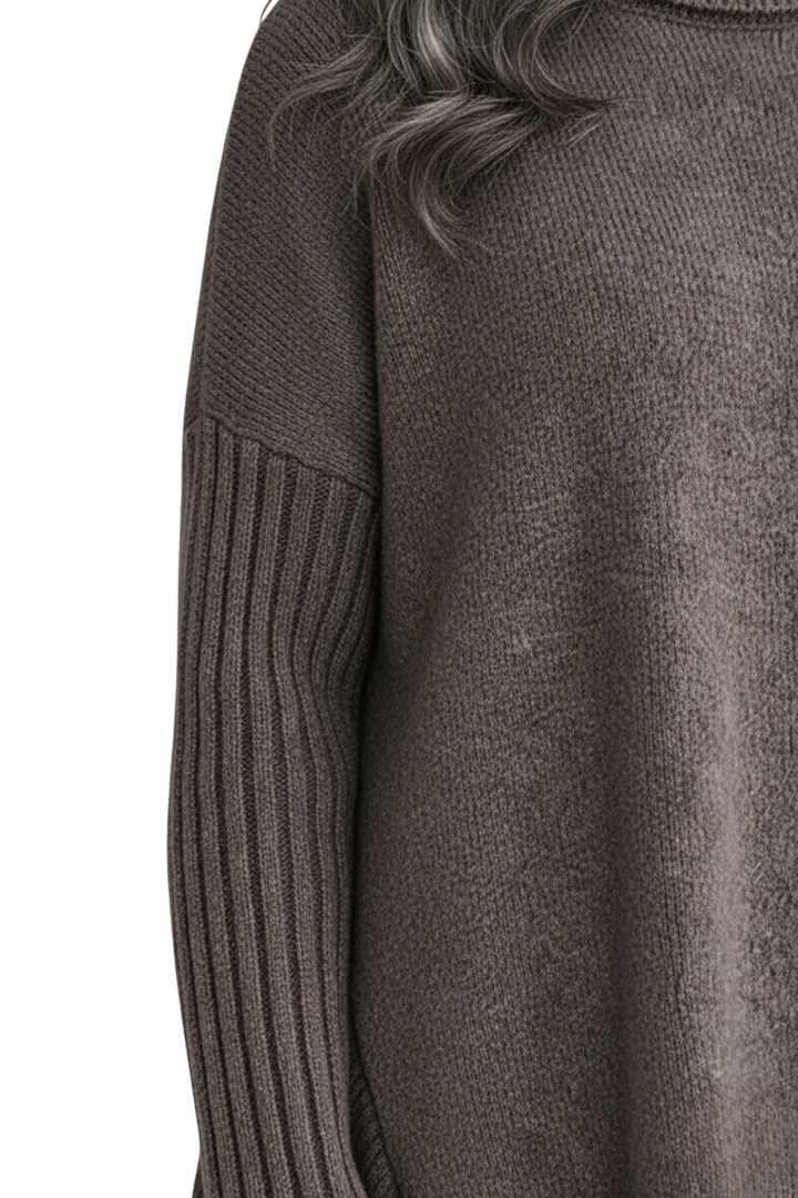 NAOMI – GEZELLIGE ASYMMETRISCHE TURTLENECK TRUI