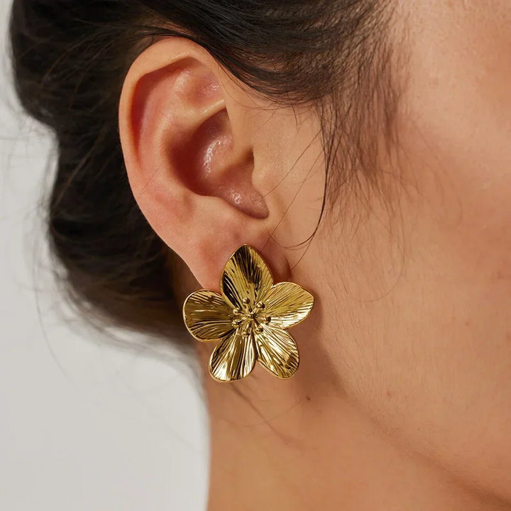 Juliette – Vintage Gouden Bloem Oorbellen