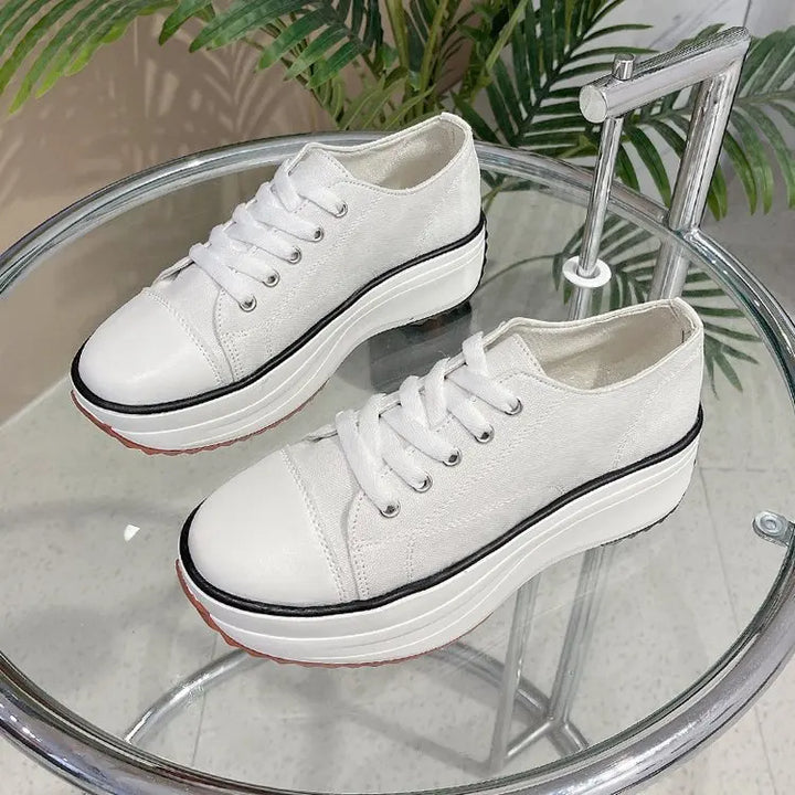 Alexandra Reed Vogue Stap Sneakers