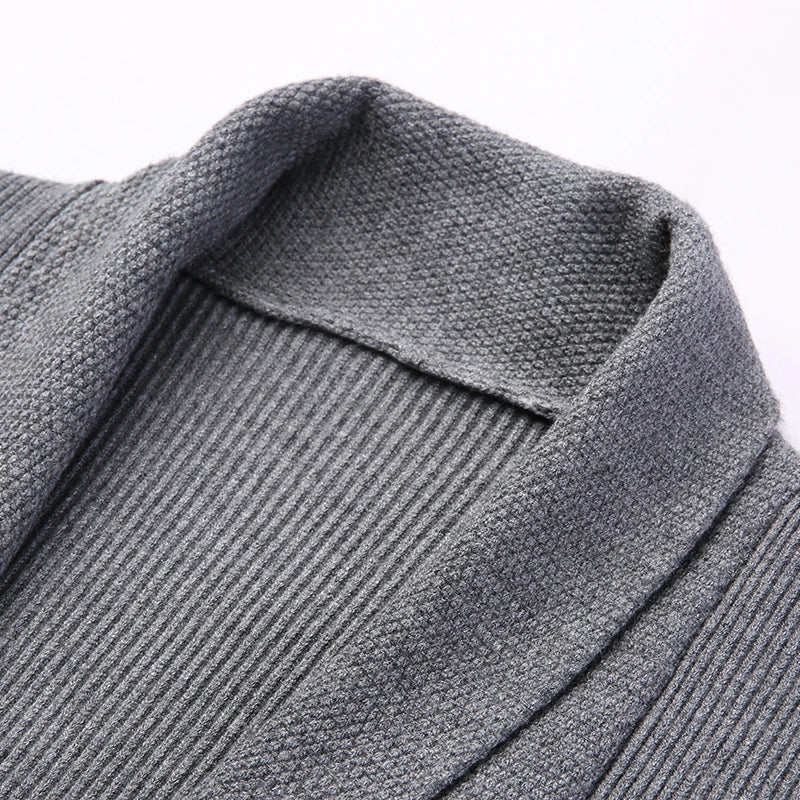 Benedict Percival Lange Cardigan