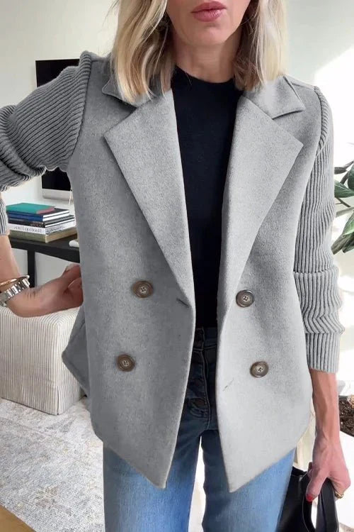 Amora | Elegante gebreide blazer met mouwen
