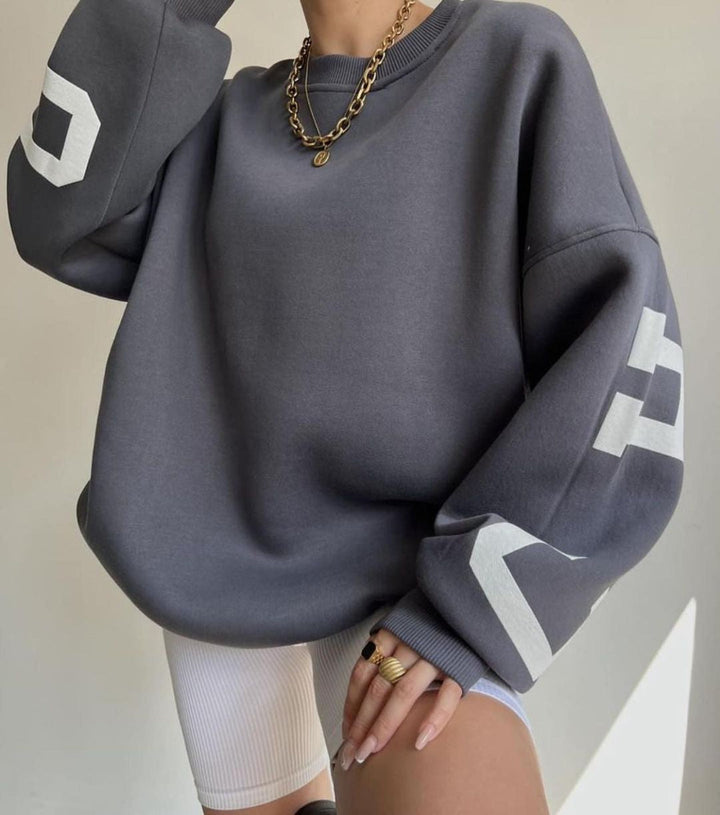 Clara - Oversized Casual Sweatshirt met Originele Print