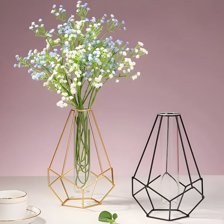 GEOMETRISCHE IJZEREN BLOEMENVAAS MET GLASBUIS