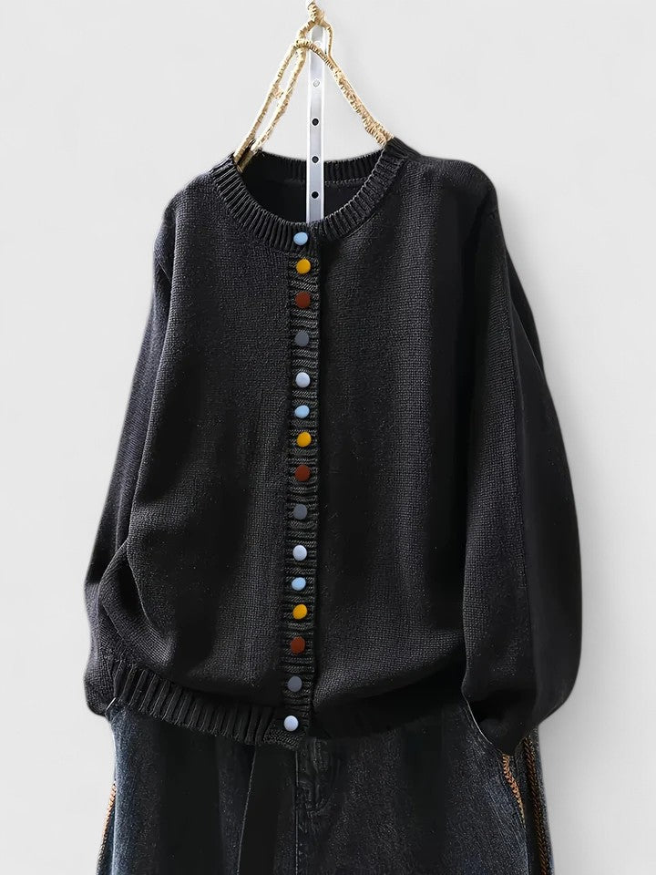 DAISY – SPEELSE KNOPEN CARDIGAN