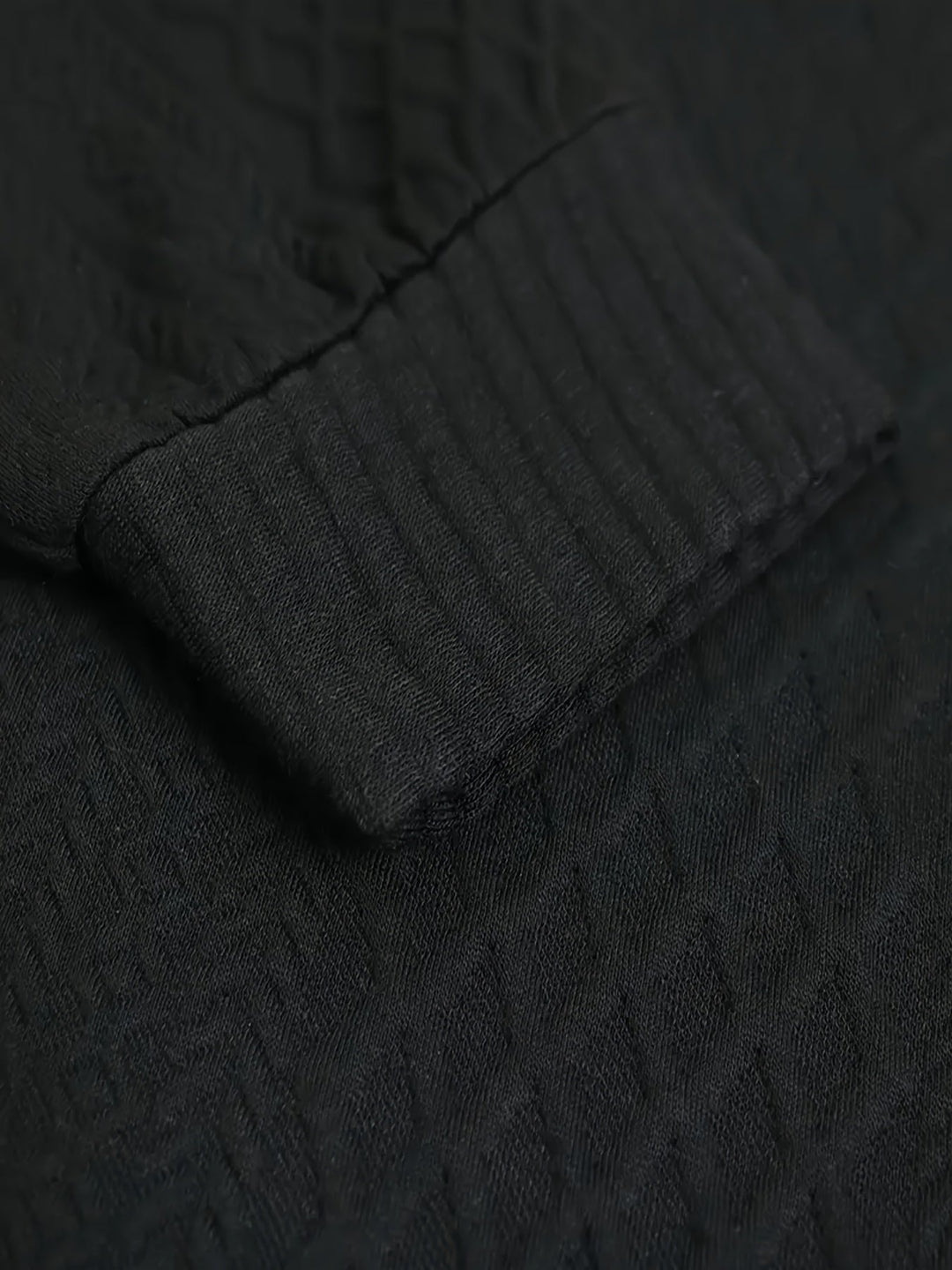 Ronan | Staande Kraag Knop Henley Trui