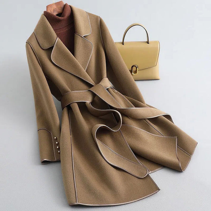 Muireann | Modieuze Trenchcoat met Ceintuur en Notch-Lapel