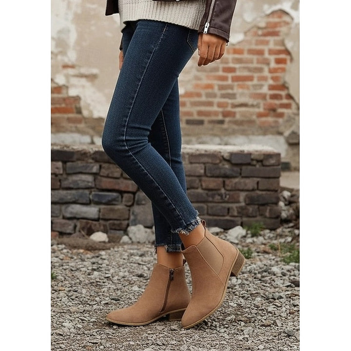 Vivienne | Puntige Block Heel Enkellaarsjes